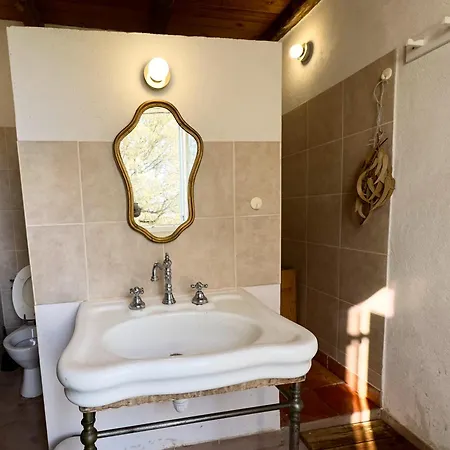 Сasa de vacaciones Maison De Maitre En Pierre De 1831 Avec Vue Sur La A *