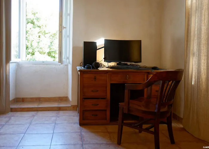 Maison De Maitre En Pierre De 1831 Avec Vue Sur La A * Porticcio (Corsica)