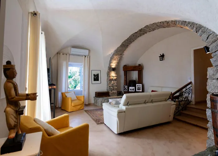 Maison De Maitre En Pierre De 1831 Avec Vue Sur La A Tatil Evi