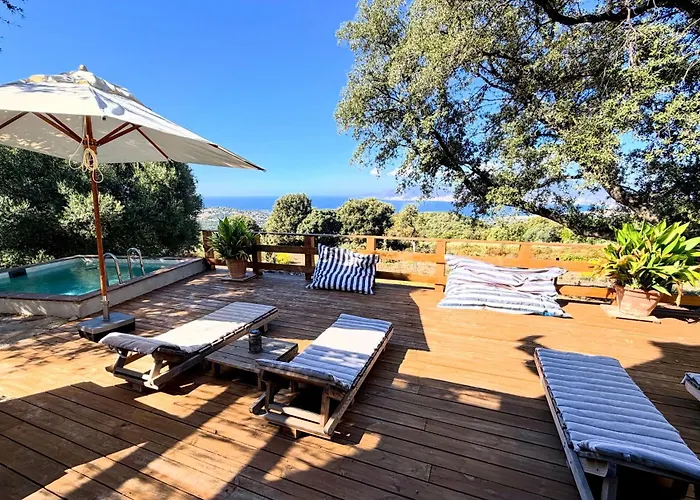 Maison De Maitre En Pierre De 1831 Avec Vue Sur La A