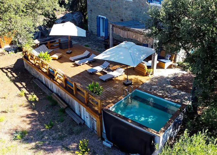Maison De Maitre En Pierre De 1831 Avec Vue Sur La A Tatil Evi