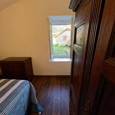 Maison De Maitre En Pierre De 1831 Avec Vue Sur La A Портисьо