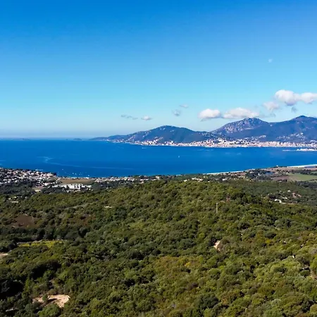 بيت للعطل Maison De Maitre En Pierre De 1831 Avec Vue Sur La A