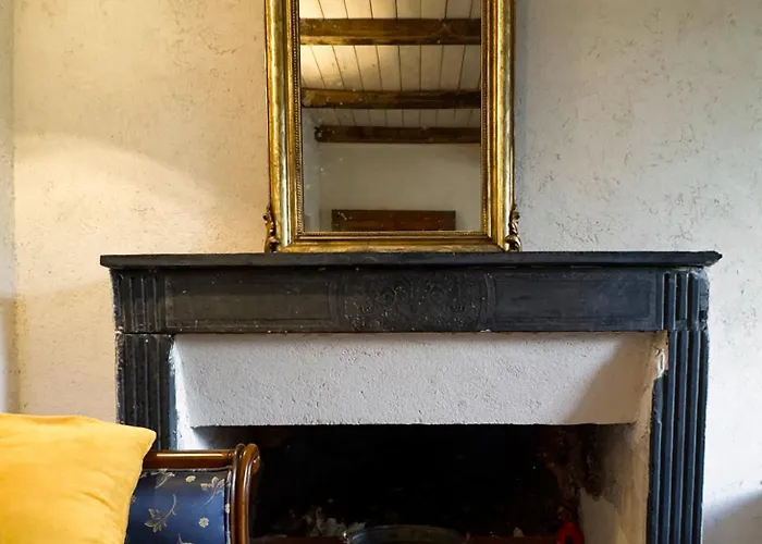 Maison De Maitre En Pierre De 1831 Avec Vue Sur La A