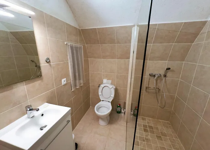 Maison De Maitre En Pierre De 1831 Avec Vue Sur La A *